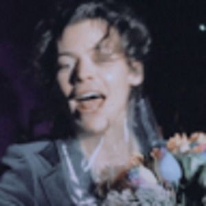 Meet your Posher, Maya